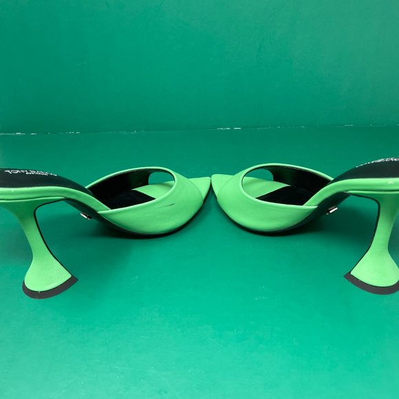 Marcel Mule in Acid Green - Picture 2 of 10